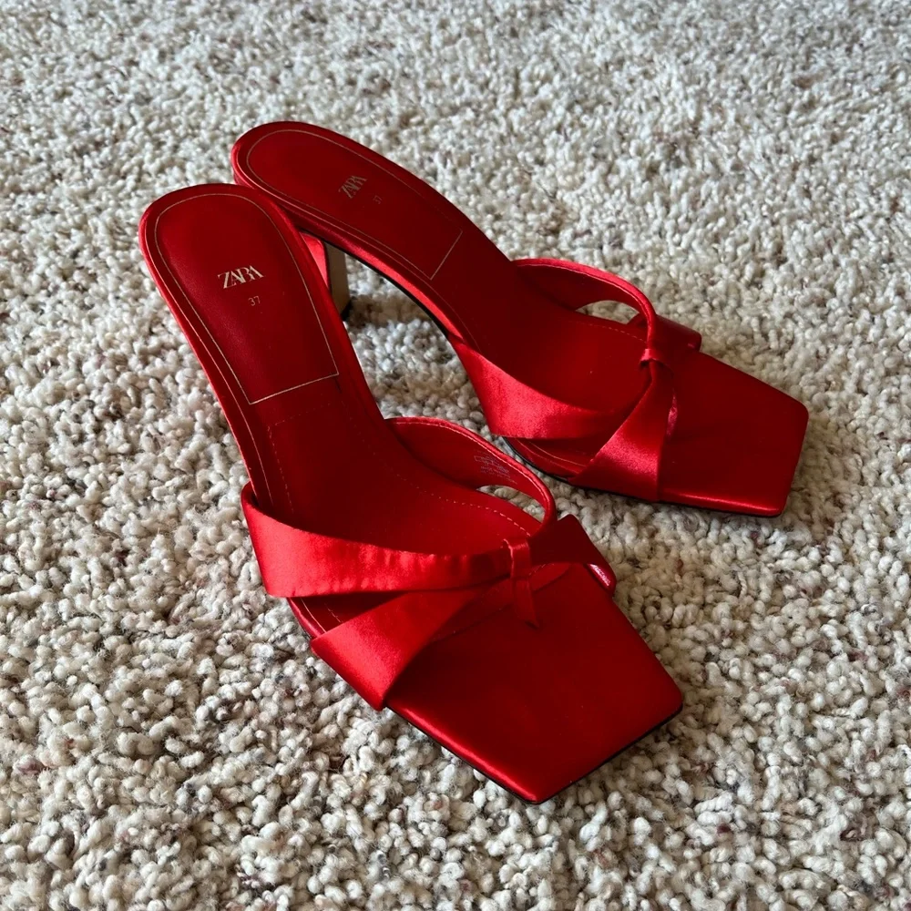 Zara Red Satin Heels - Picture 1 of 5
